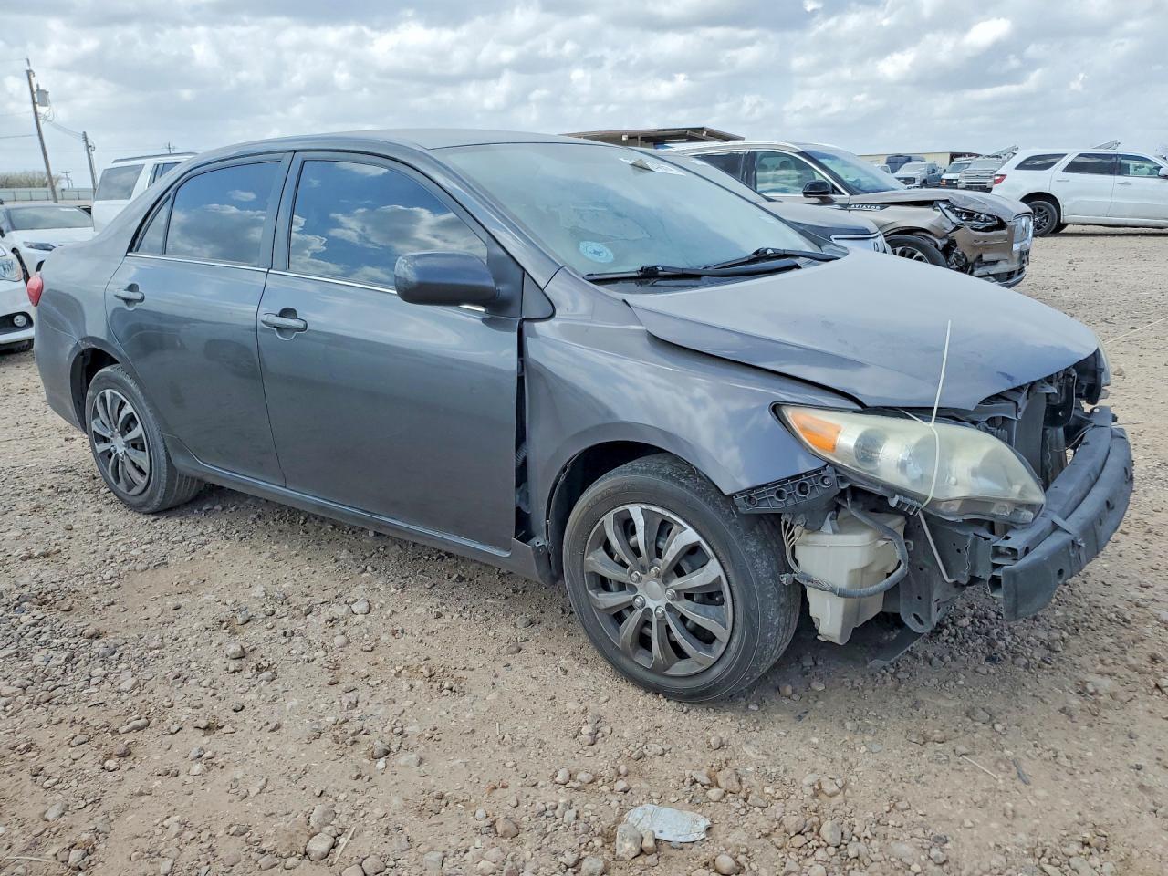 2013 TOYOTA COROLLA