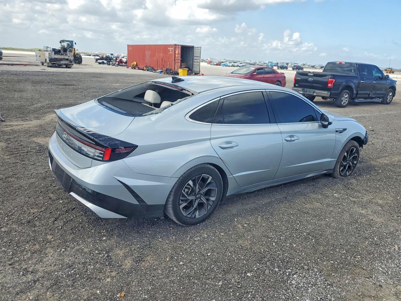 2024 HYUNDAI SONATA
