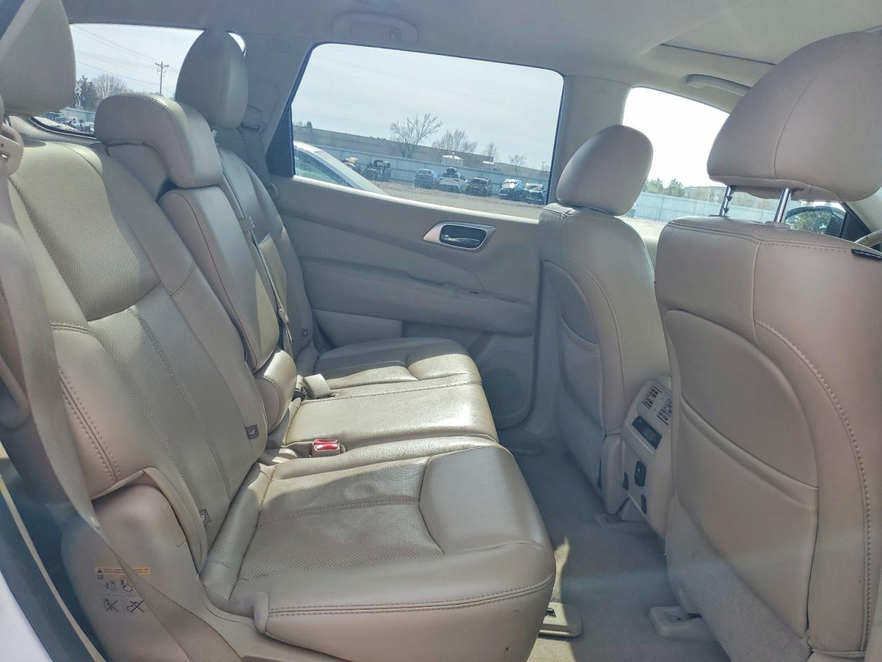 2015 NISSAN PATHFINDER