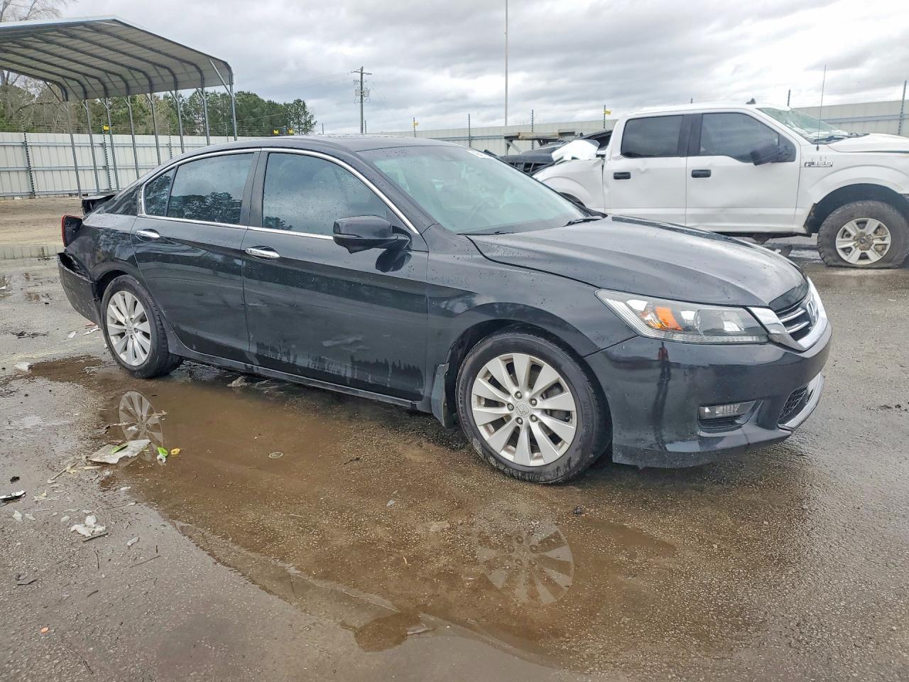 2015 HONDA ACCORD