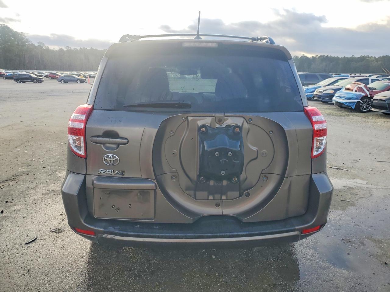 2012 TOYOTA RAV4