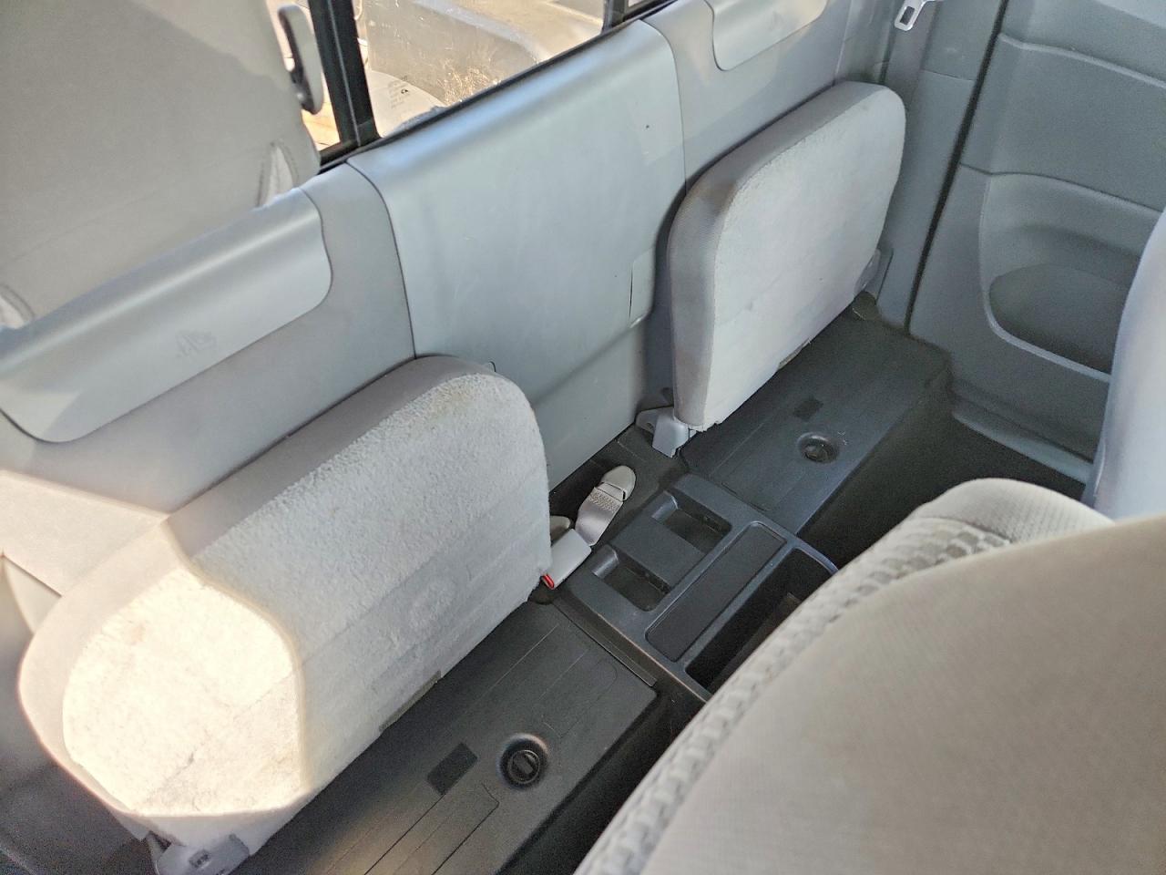 2012 TOYOTA TACOMA