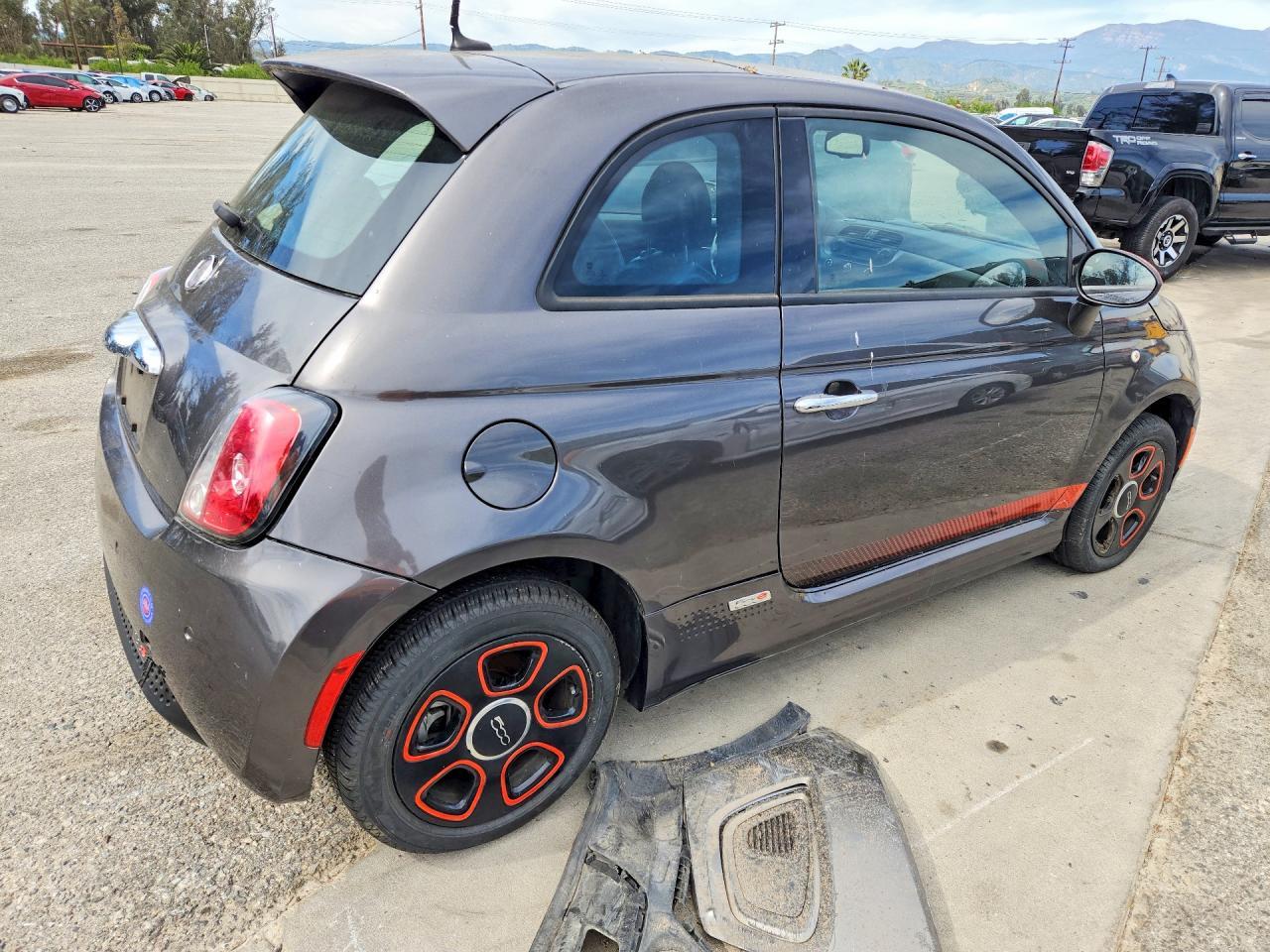 2014 FIAT 500