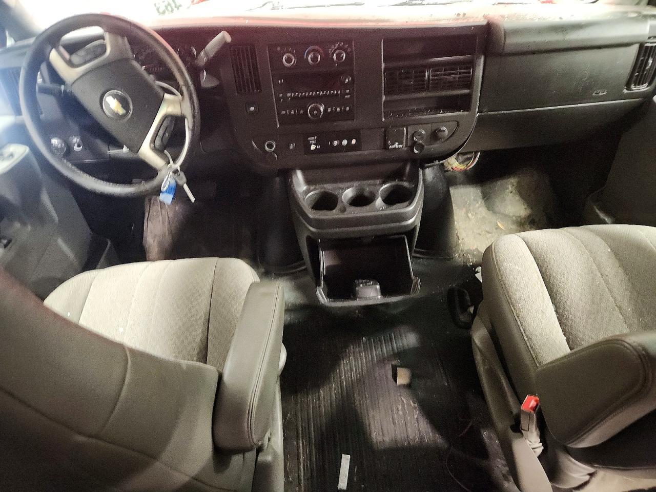 2017 CHEVROLET EXPRESS 2500