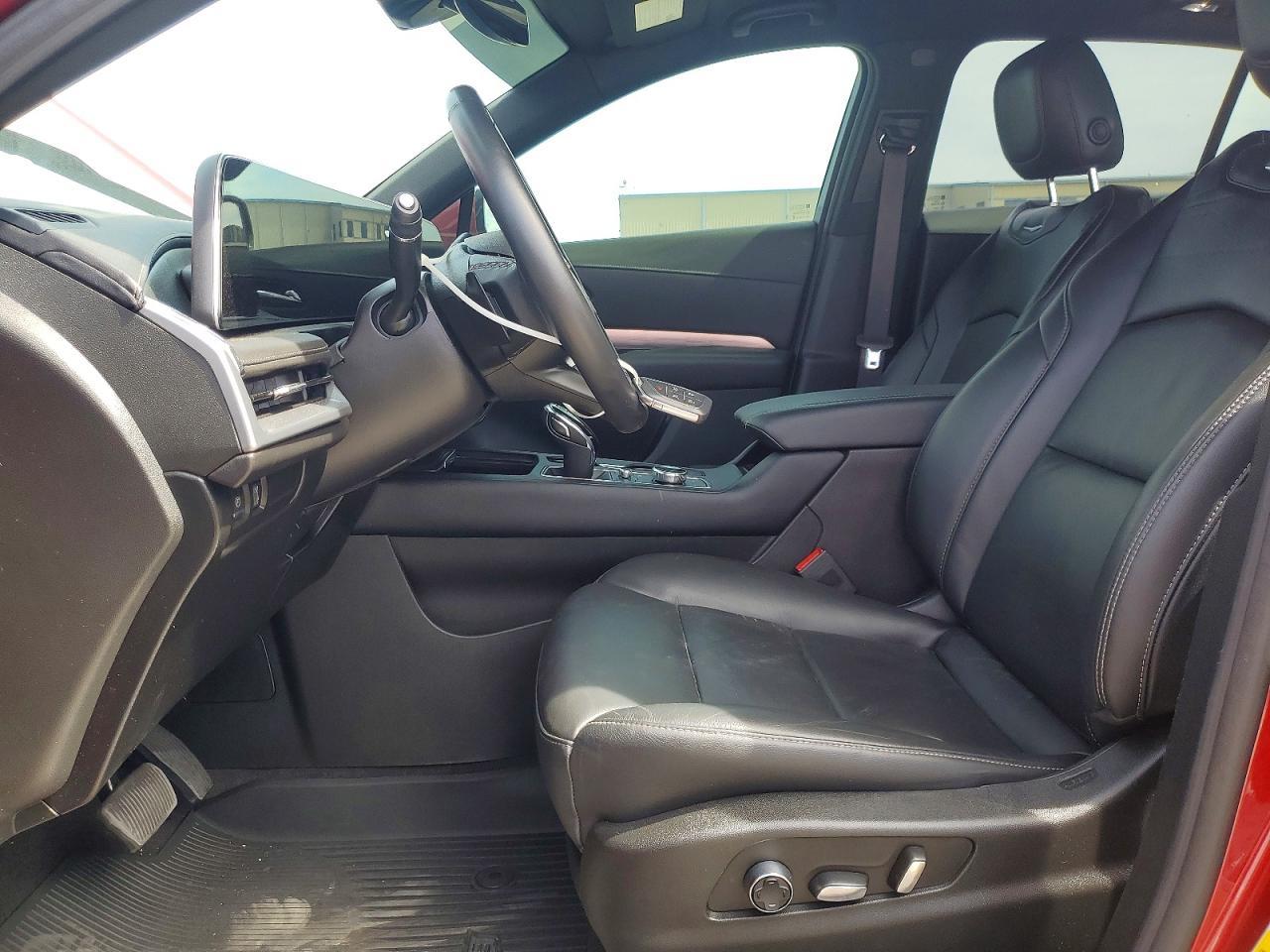 2024 CADILLAC XT4