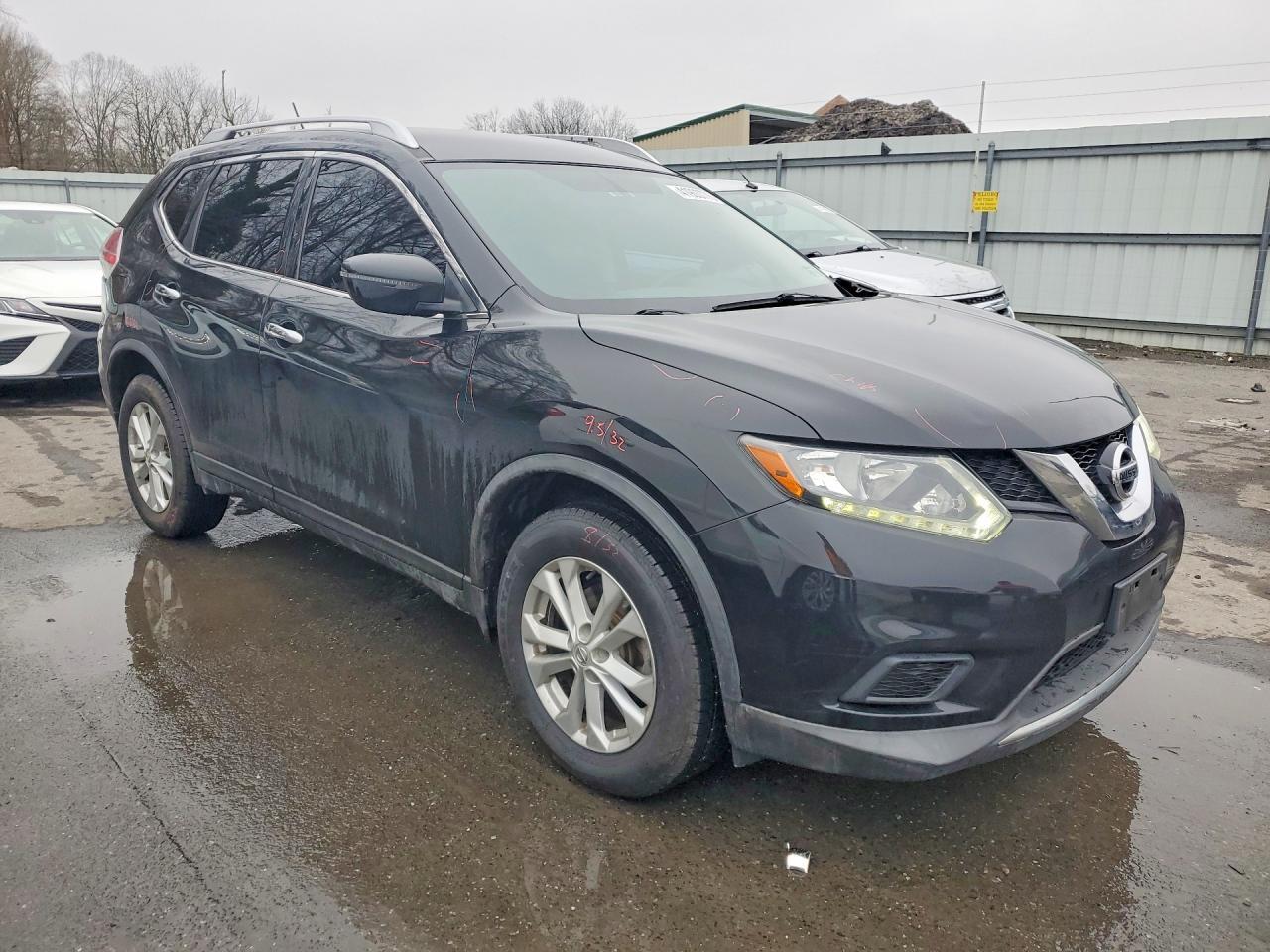 2016 NISSAN ROGUE