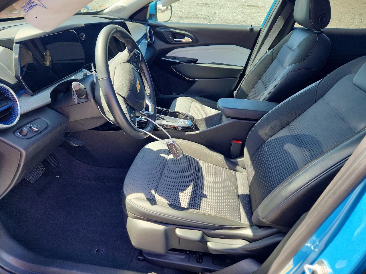 2025 CHEVROLET TRAX