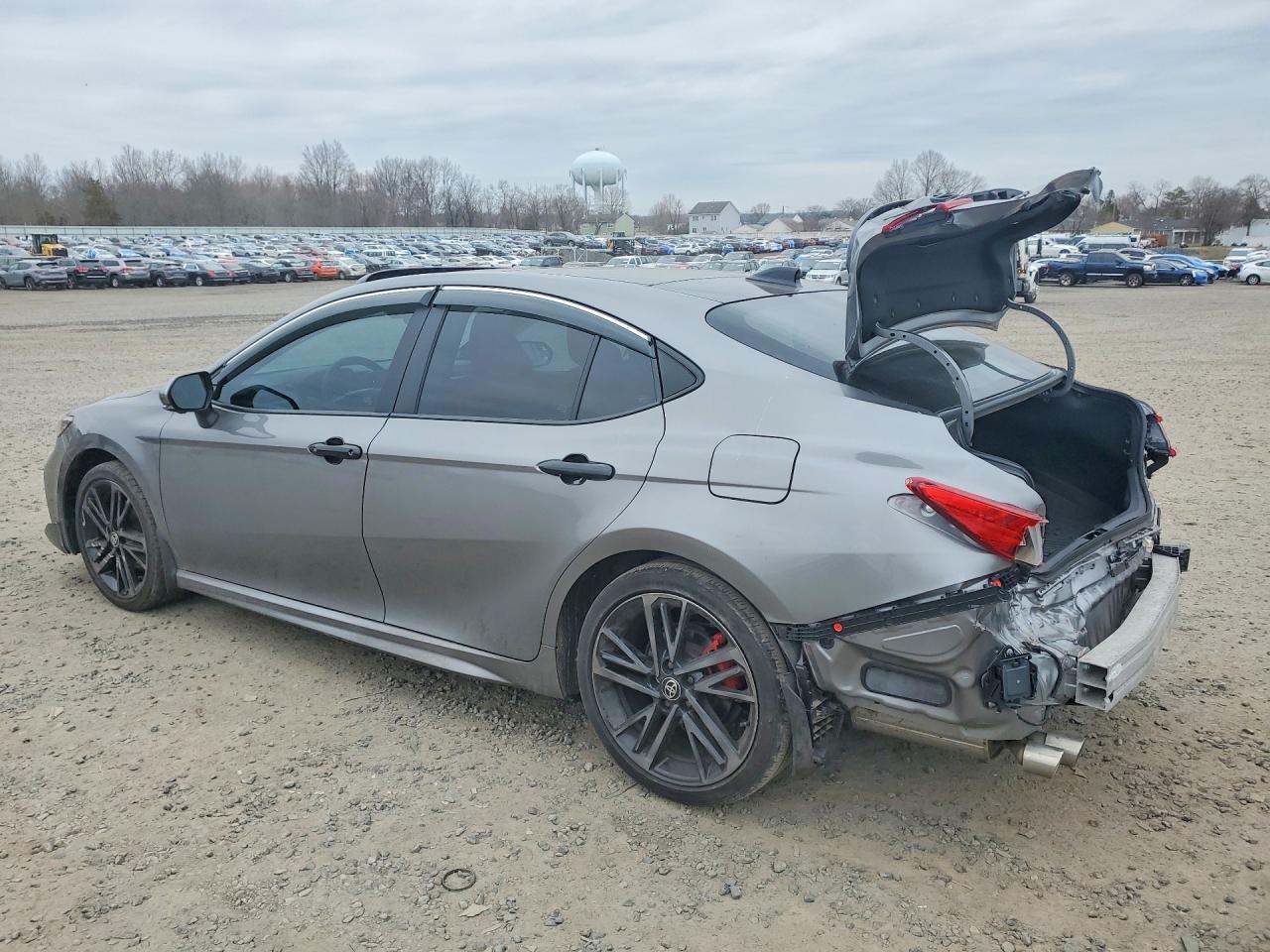 2025 TOYOTA CAMRY