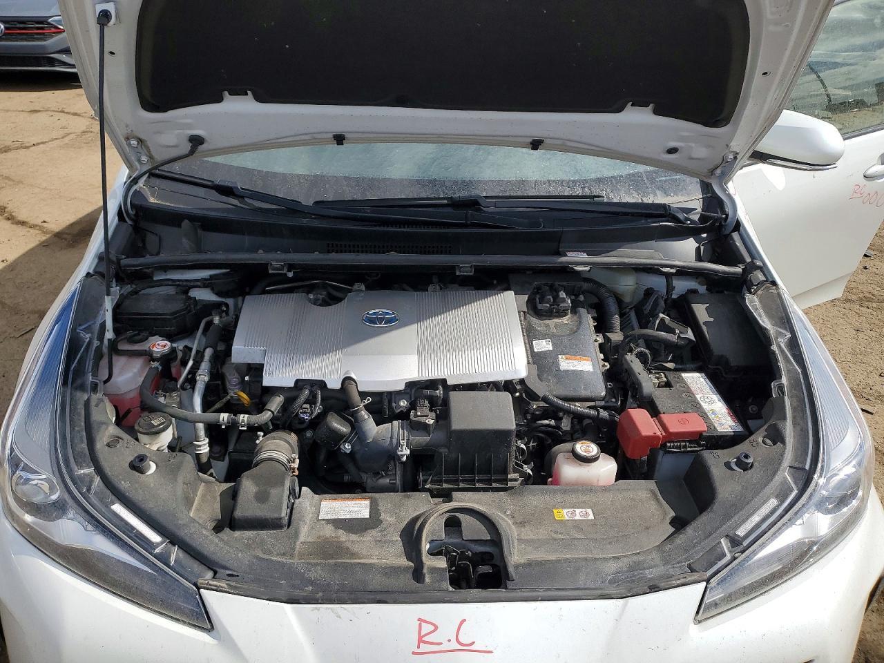 2021 TOYOTA PRIUS