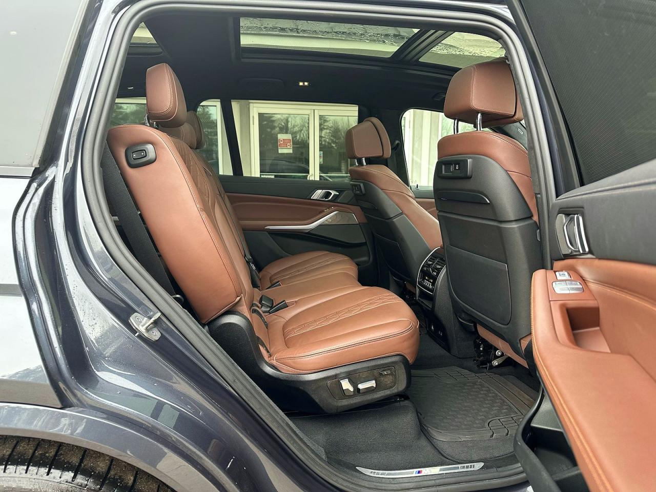 2022 BMW X7
