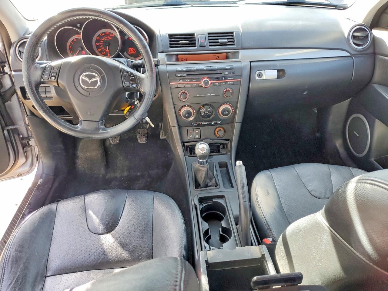 2006 MAZDA 3