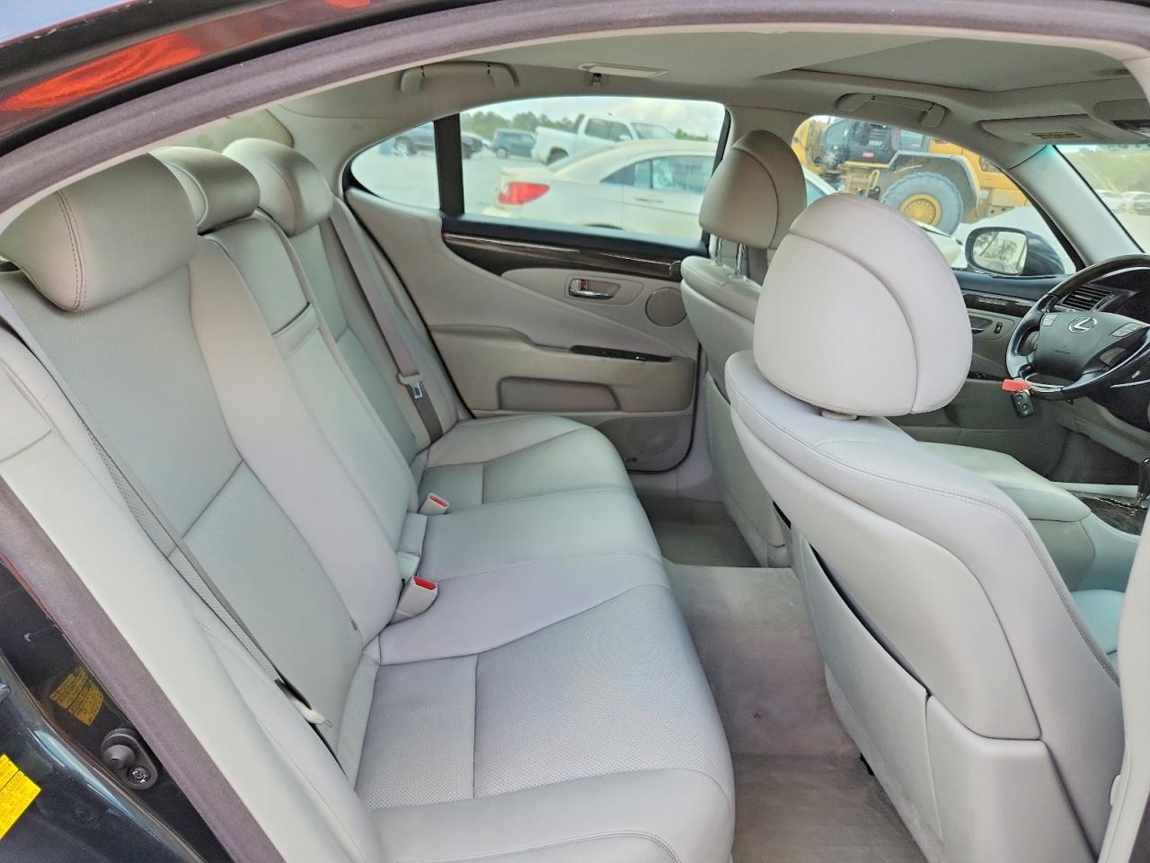 2007 LEXUS LS 460