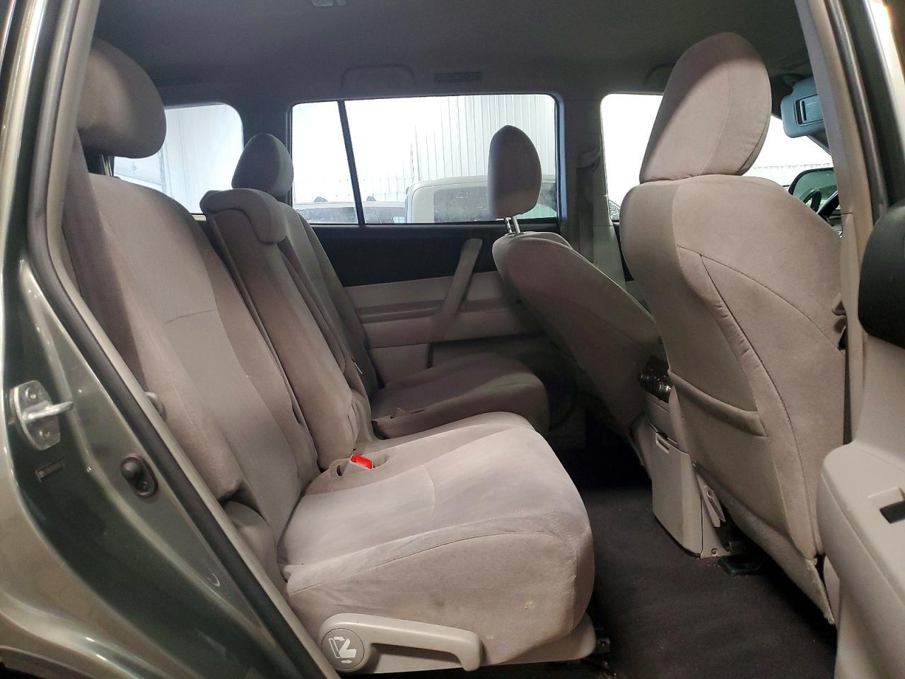2011 TOYOTA HIGHLANDER