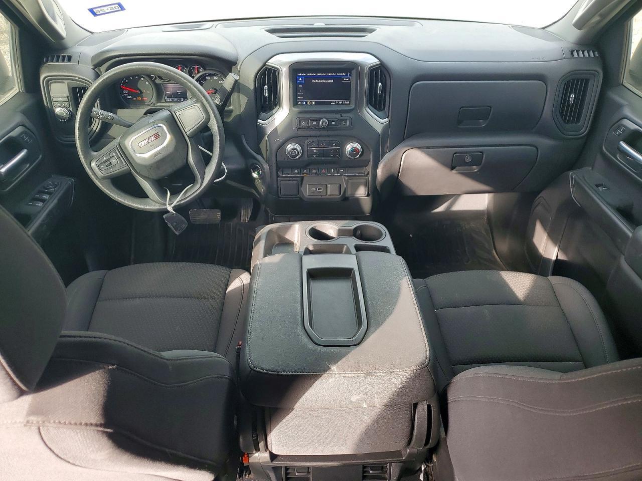 2024 GMC Sierra