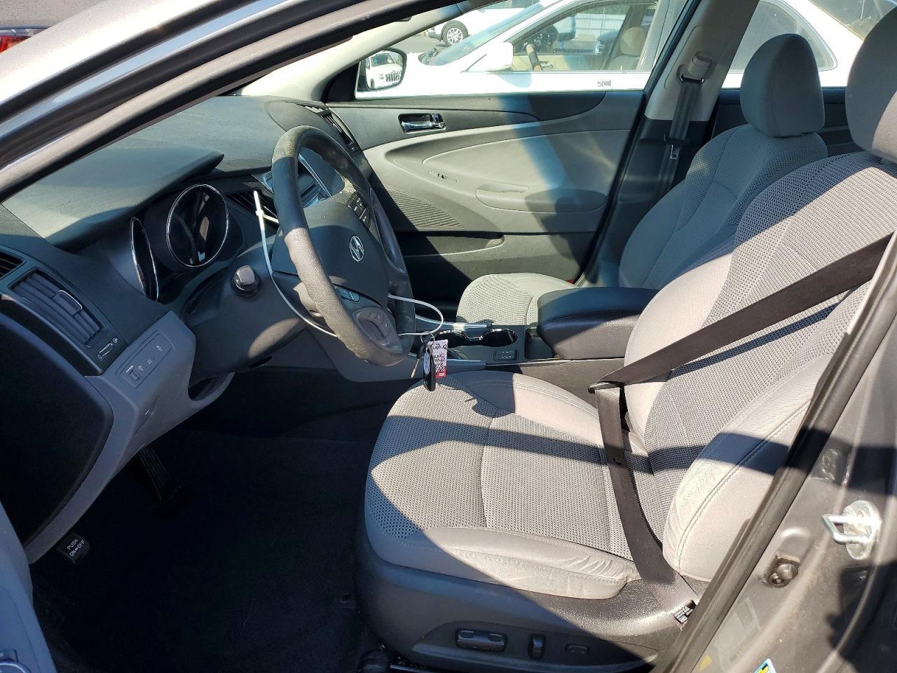 2013 HYUNDAI SONATA