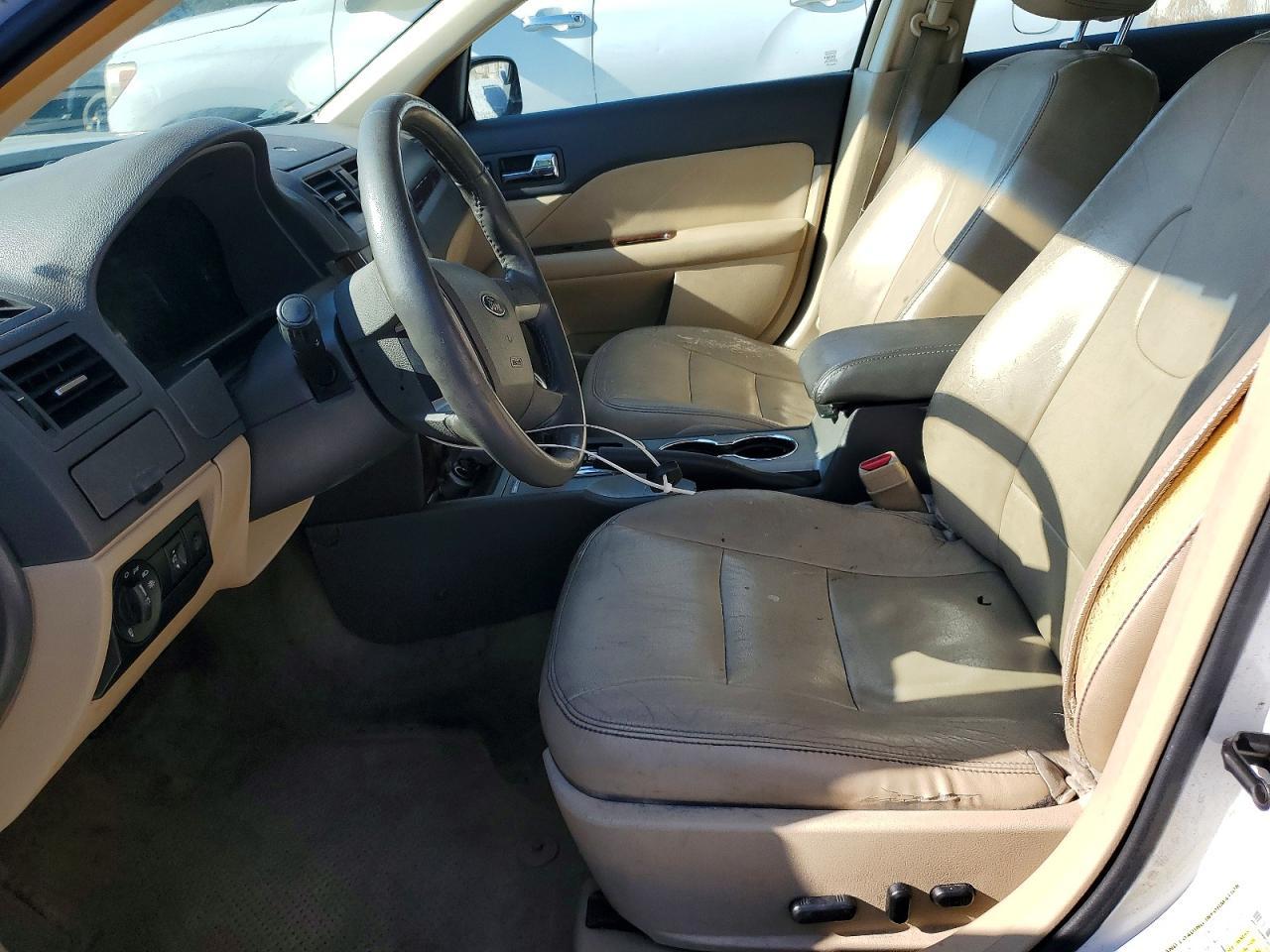 2011 FORD FUSION