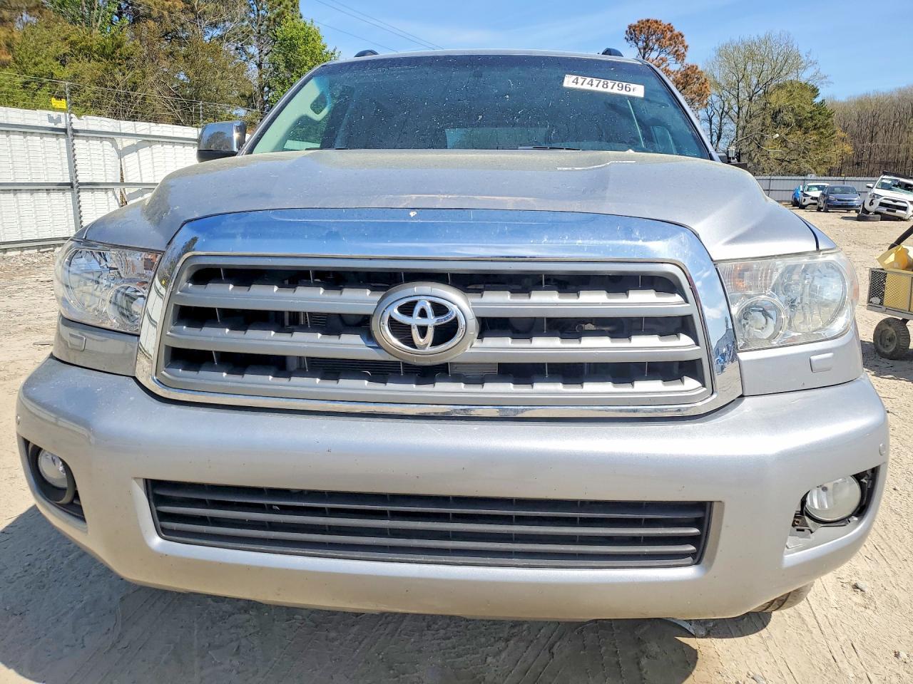 2012 TOYOTA Sequoia