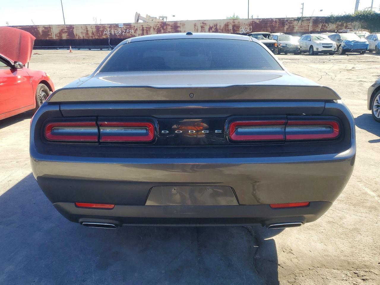 2018 DODGE Challenger