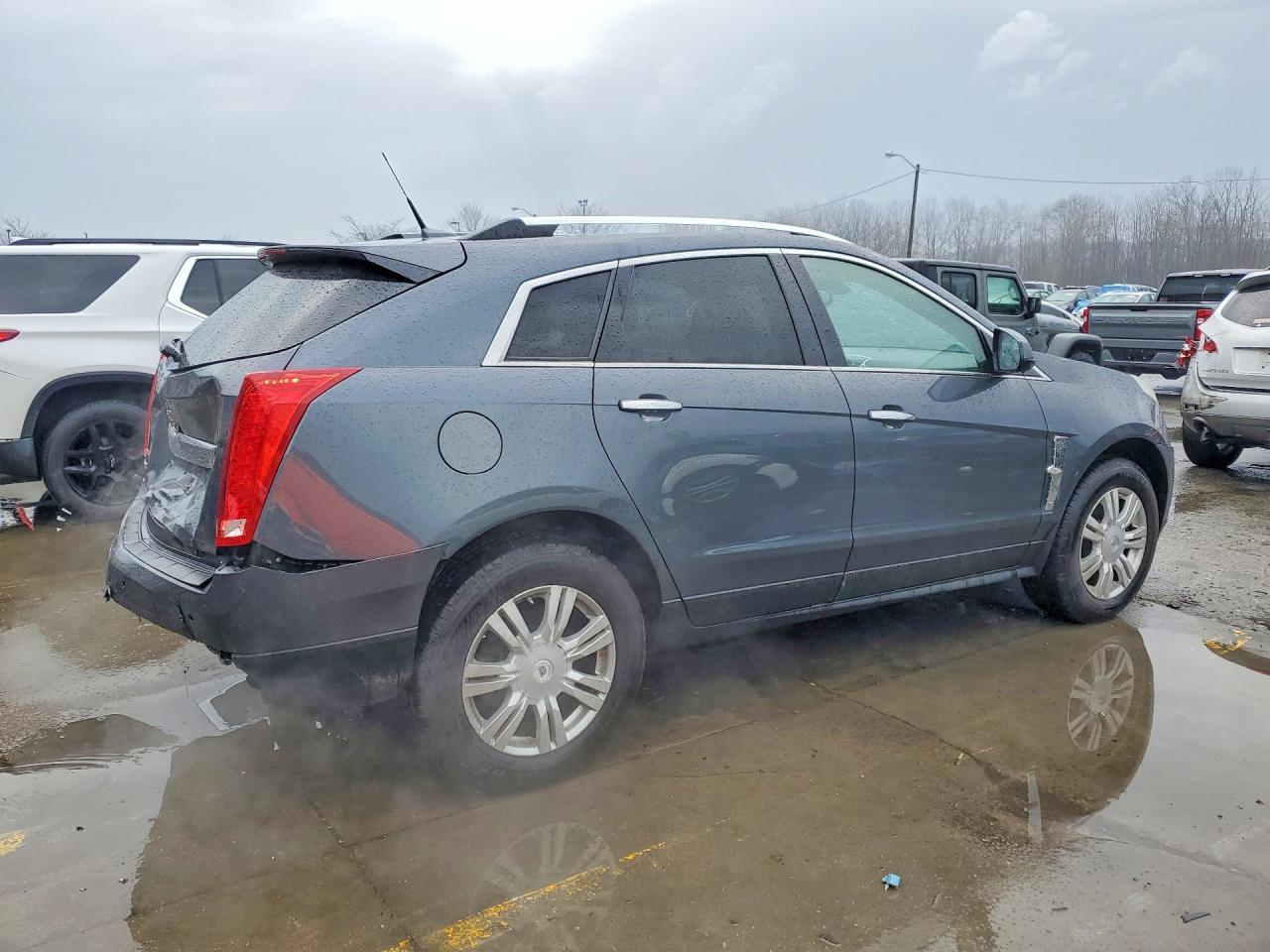2010 CADILLAC SRX