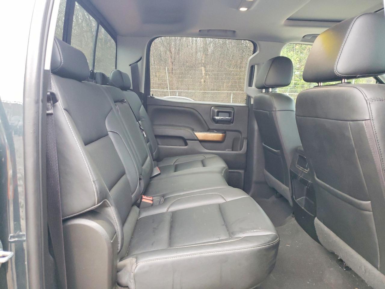 2018 CHEVROLET Silverado