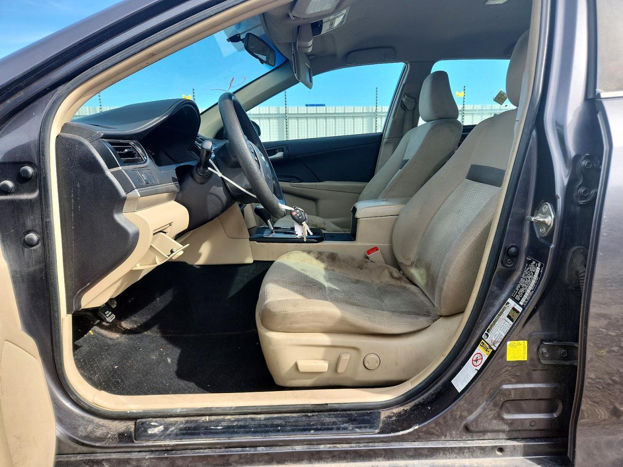 2014 TOYOTA CAMRY