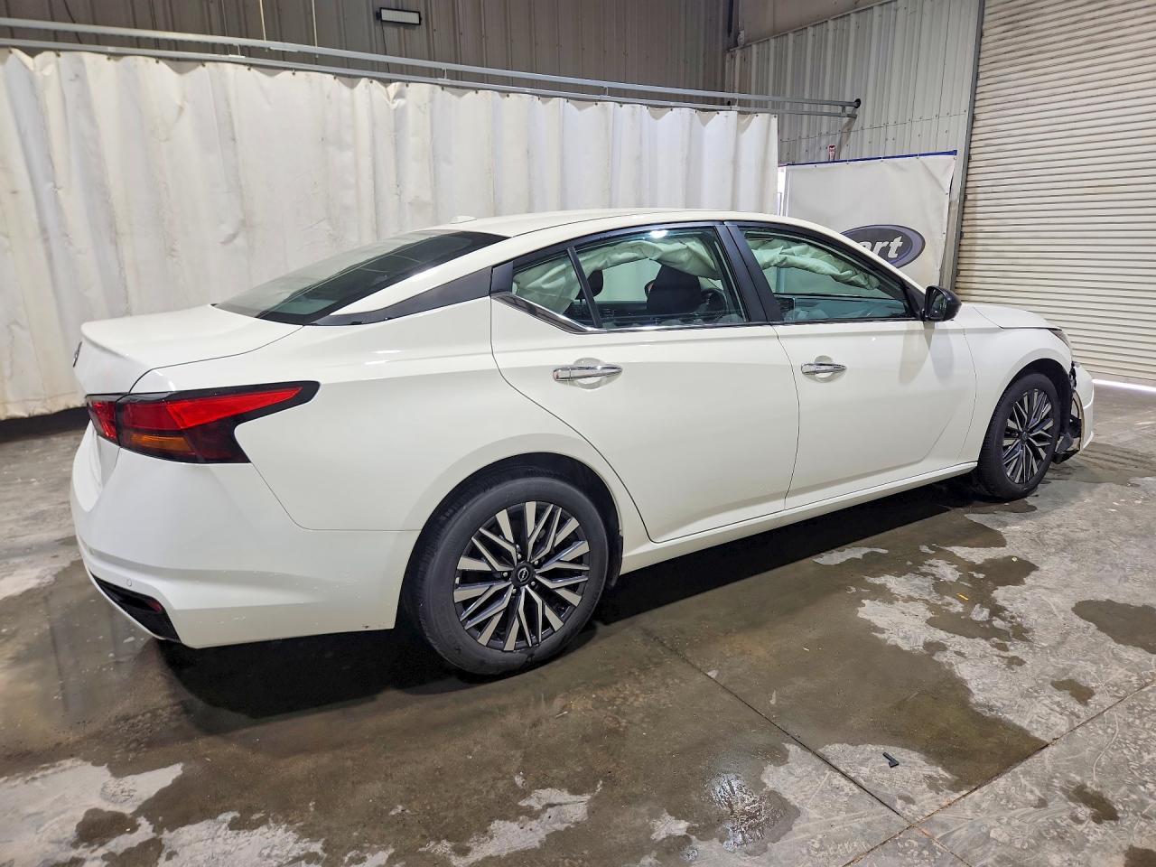 2025 NISSAN ALTIMA
