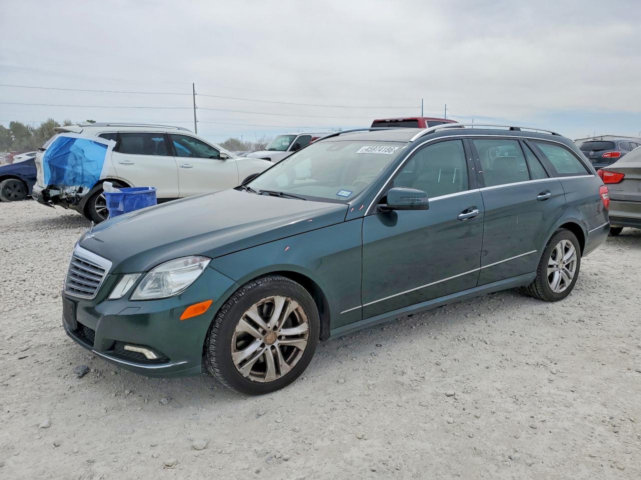 2011 MERCEDES-BENZ E-Class