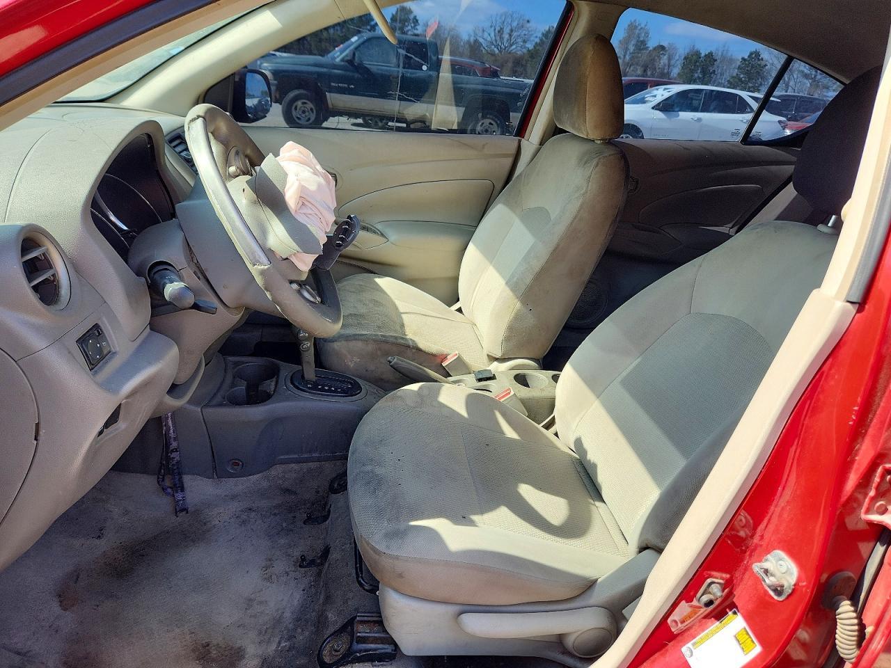 2012 NISSAN VERSA