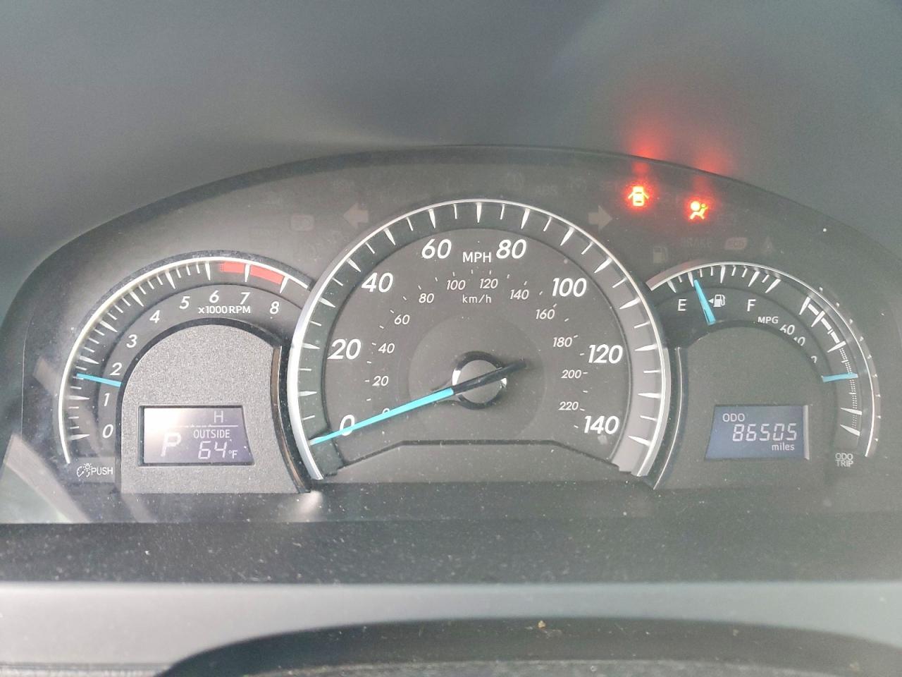 2014 TOYOTA CAMRY