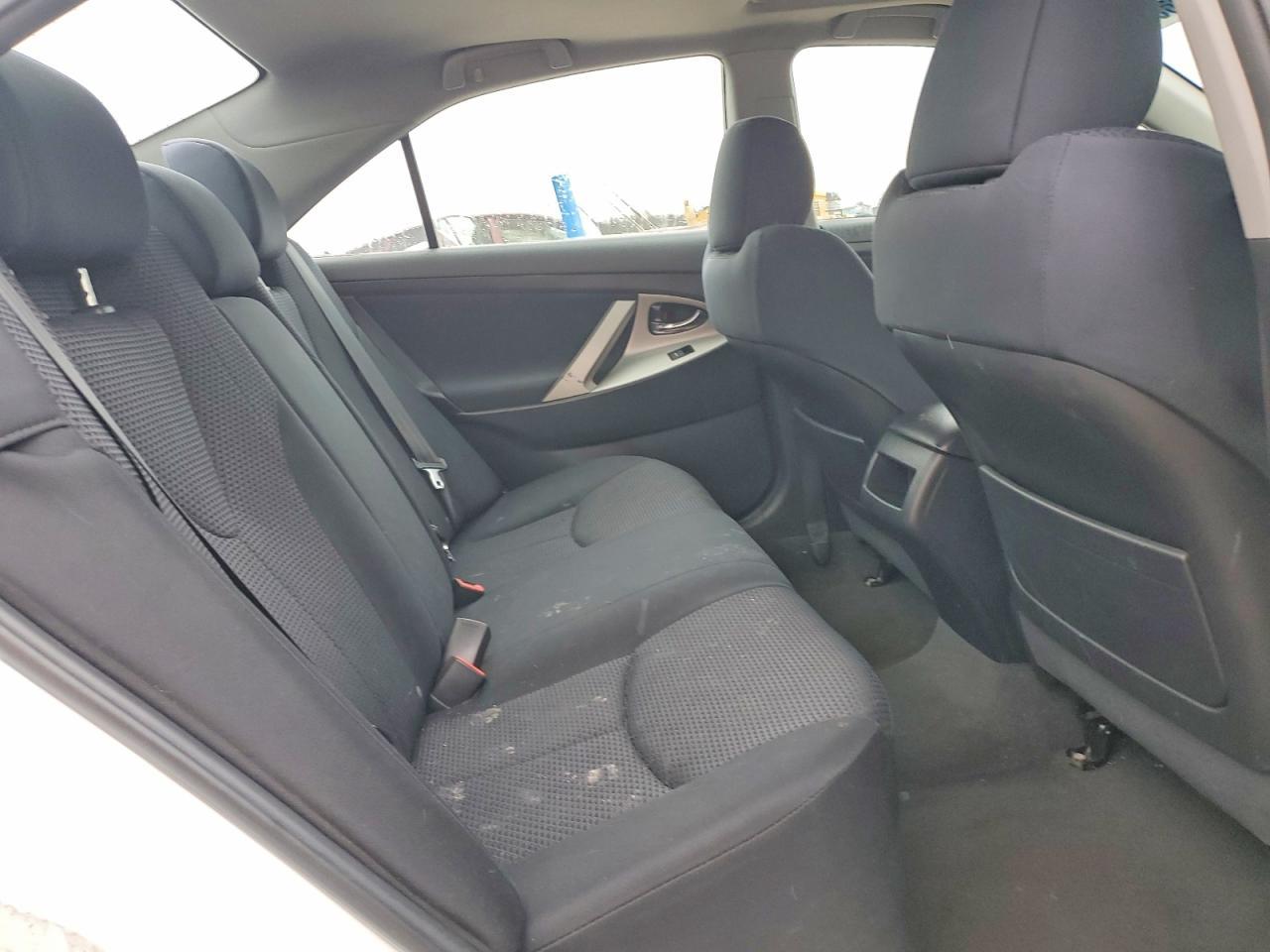 2011 TOYOTA CAMRY