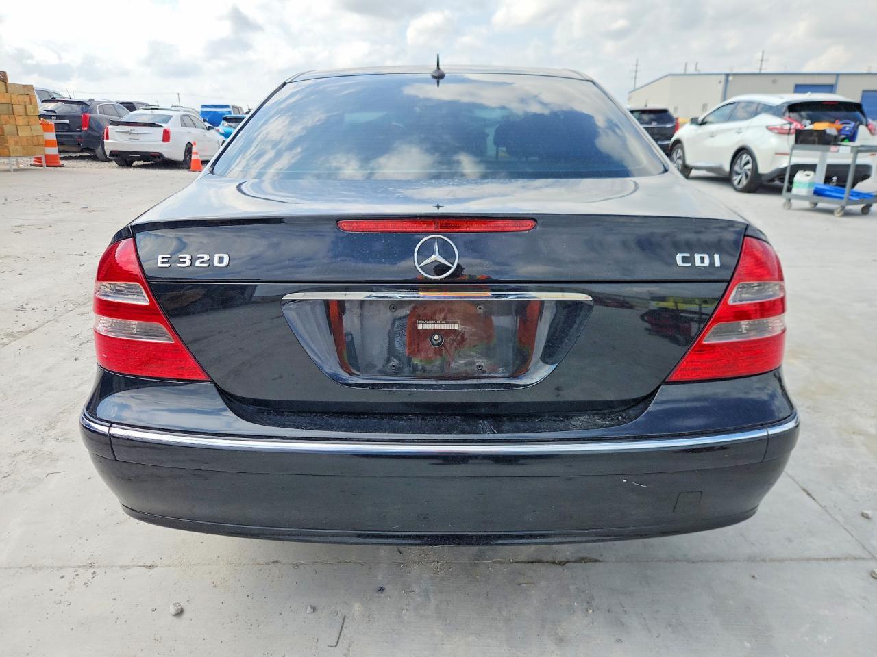 2005 MERCEDES-BENZ E-Class