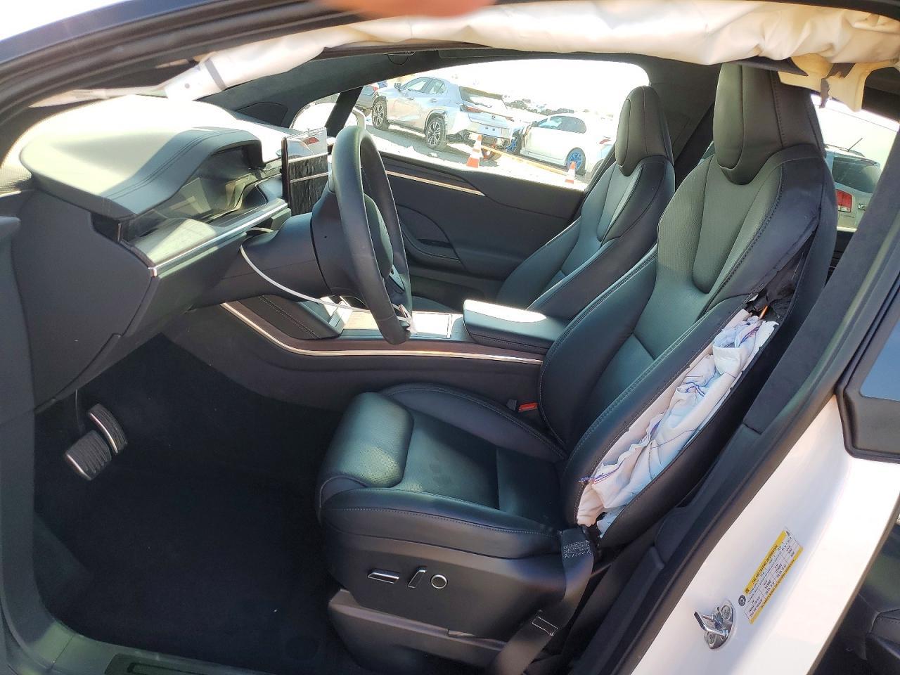 2024 TESLA MODEL X
