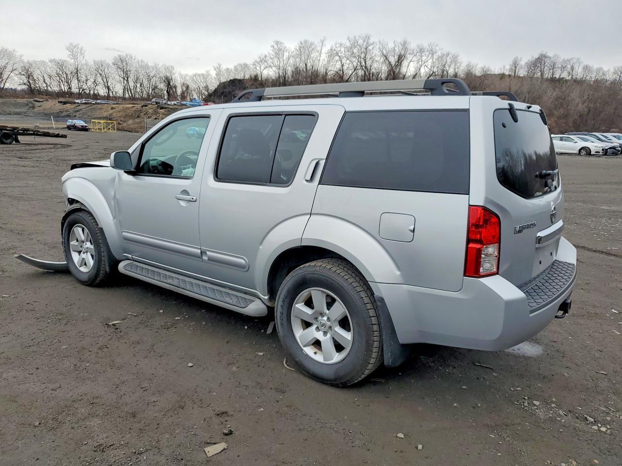 2011 NISSAN PATHFINDER