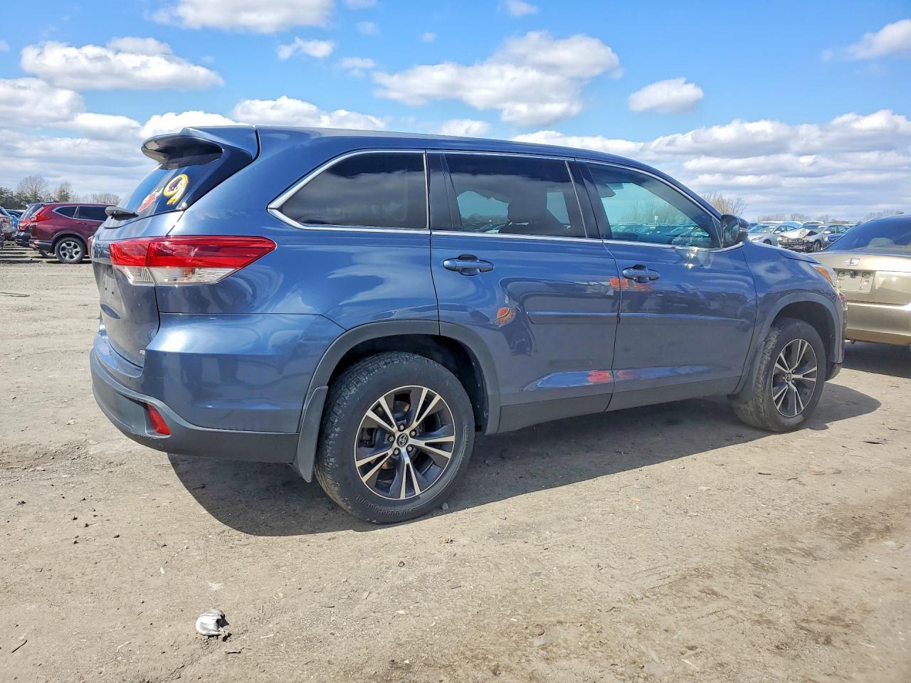 2019 TOYOTA HIGHLANDER