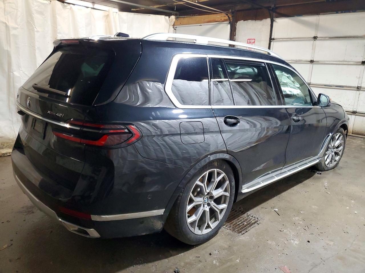 2026 BMW X7