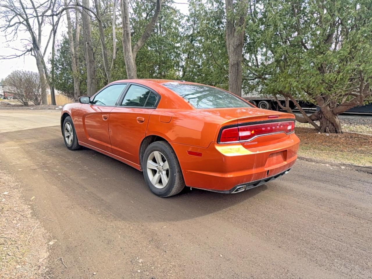 2011 DODGE CHARGER
