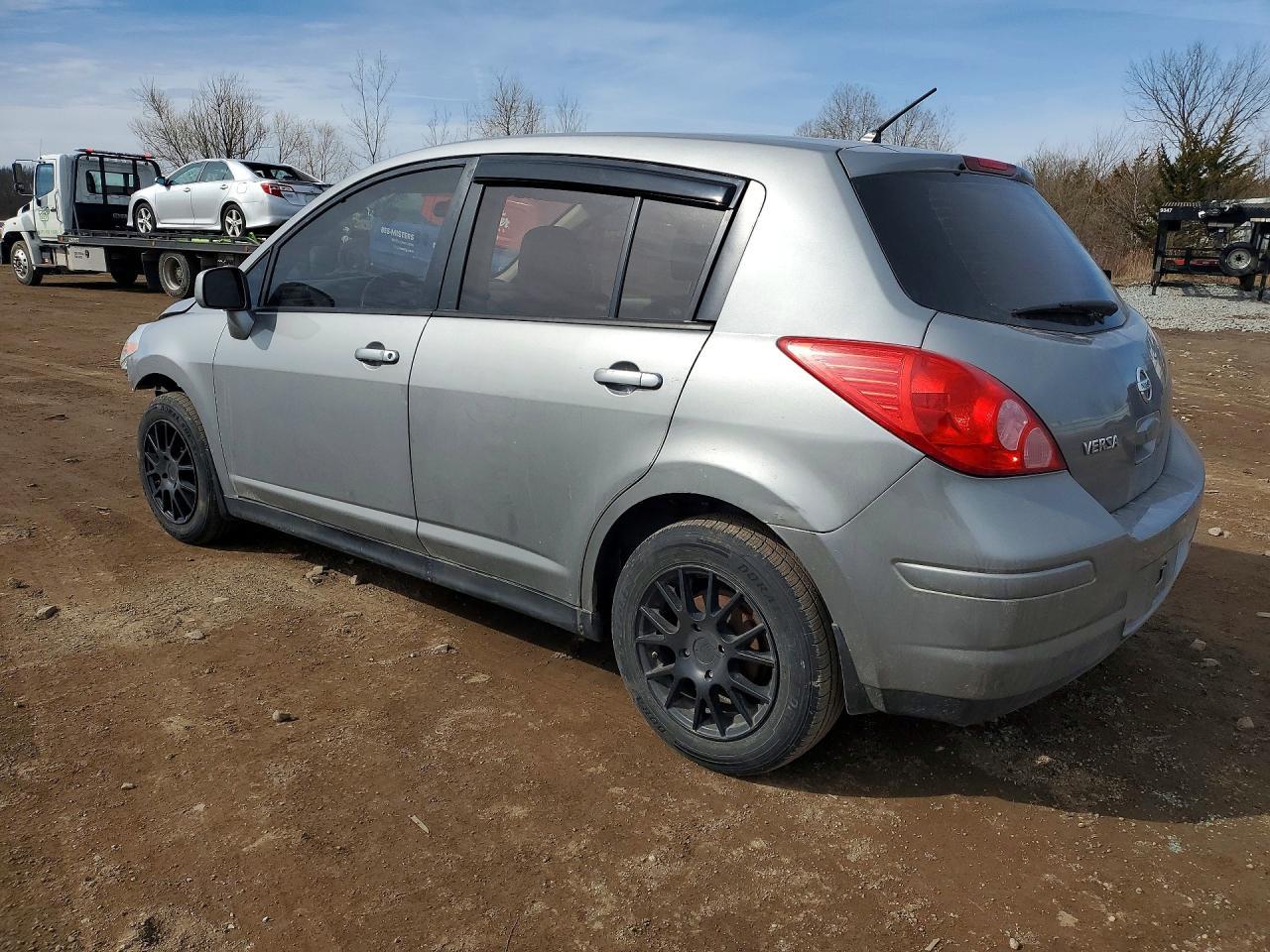 2012 NISSAN VERSA