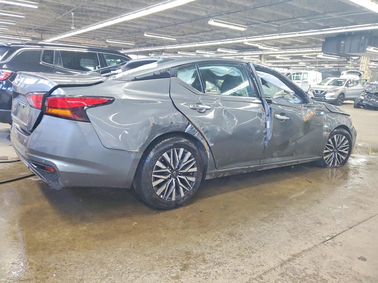 2025 NISSAN ALTIMA