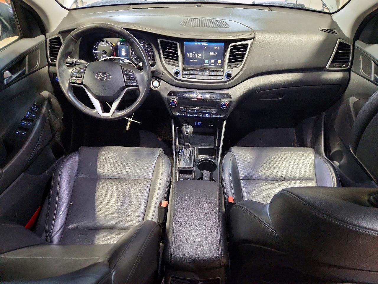 2016 HYUNDAI TUCSON