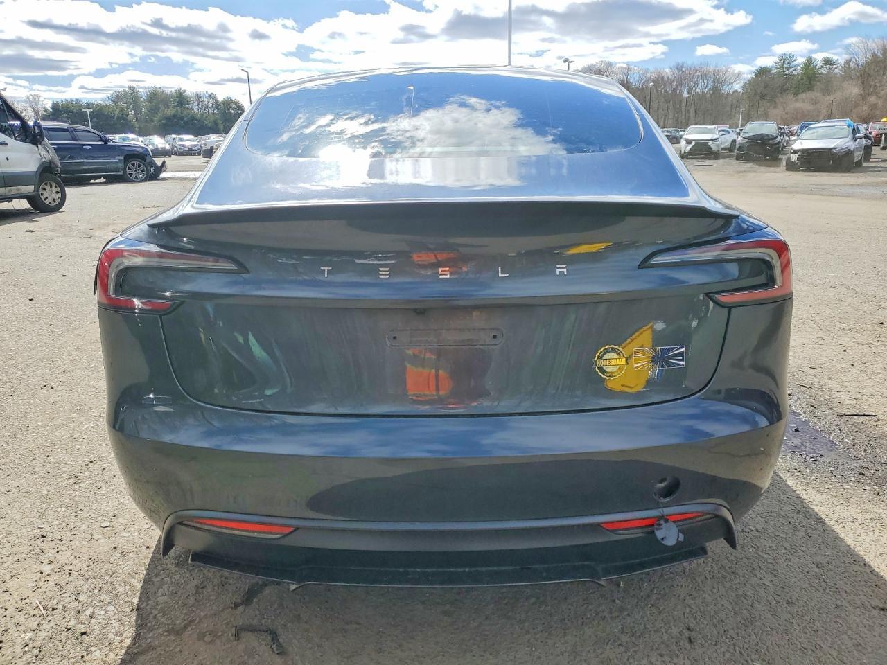 2024 TESLA MODEL 3