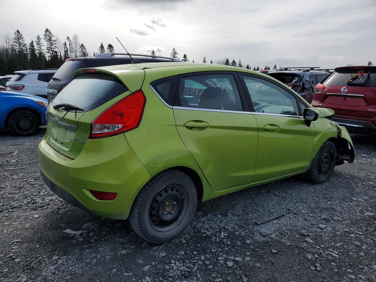2011 FORD Fiesta