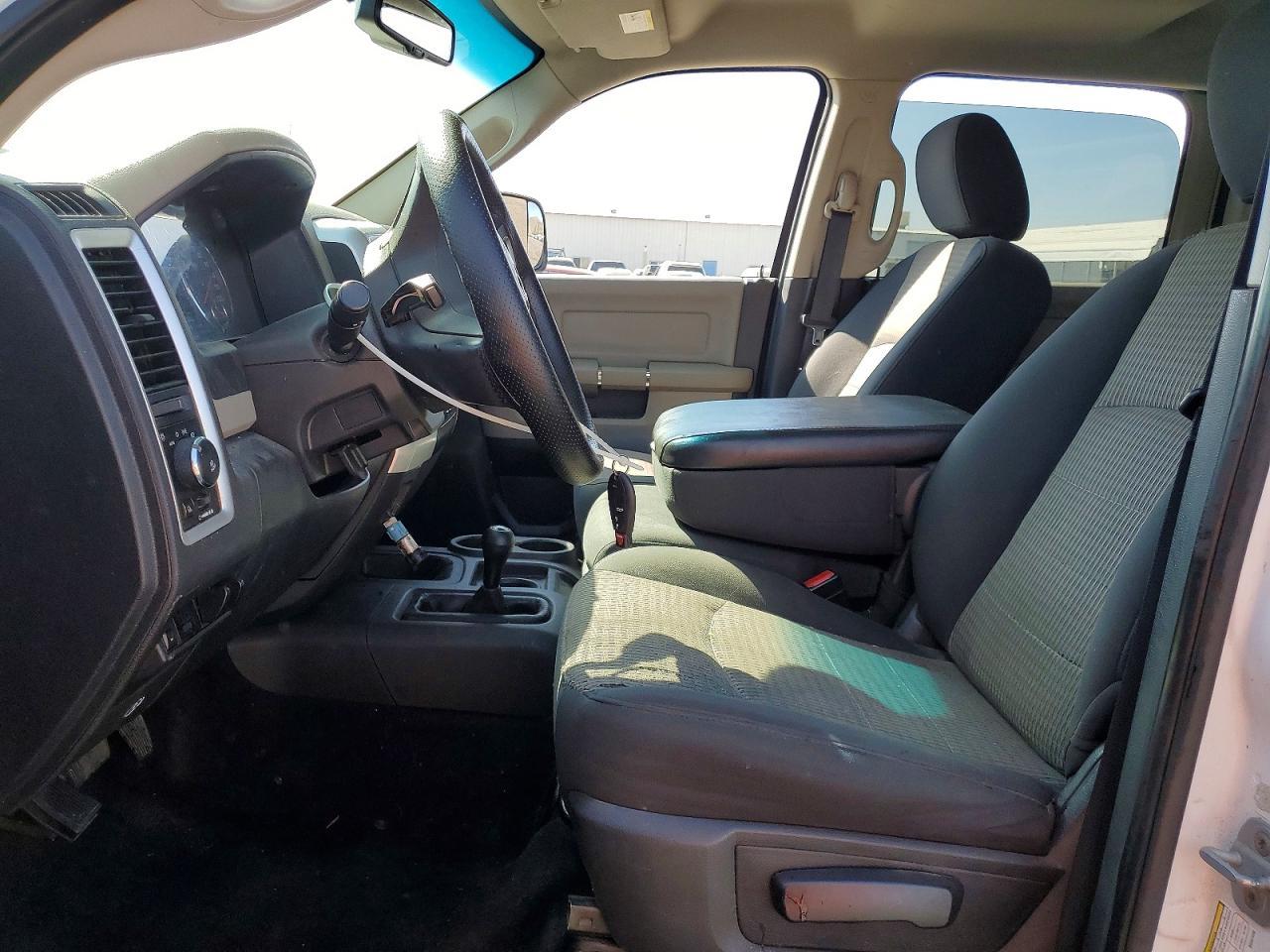 2011 DODGE Ram 2500