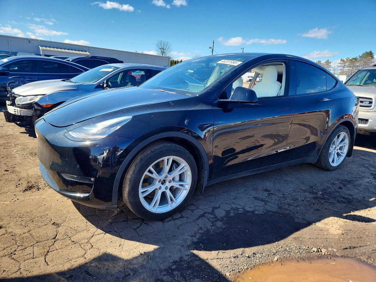 2022 TESLA MODEL Y
