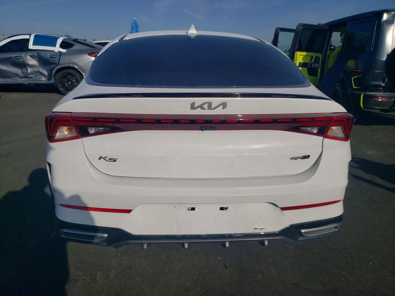 2022 KIA K5