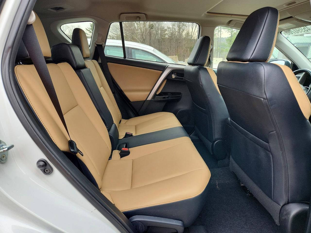 2016 TOYOTA RAV4