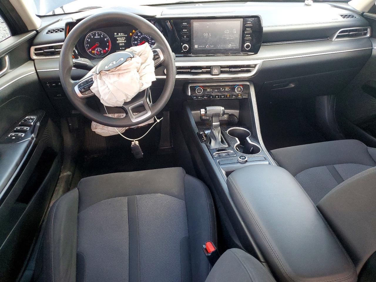 2023 KIA K5