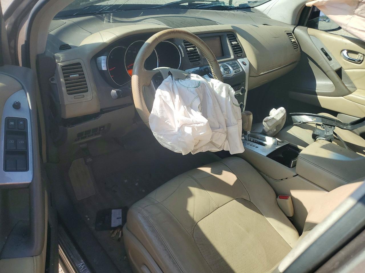 2010 NISSAN MURANO