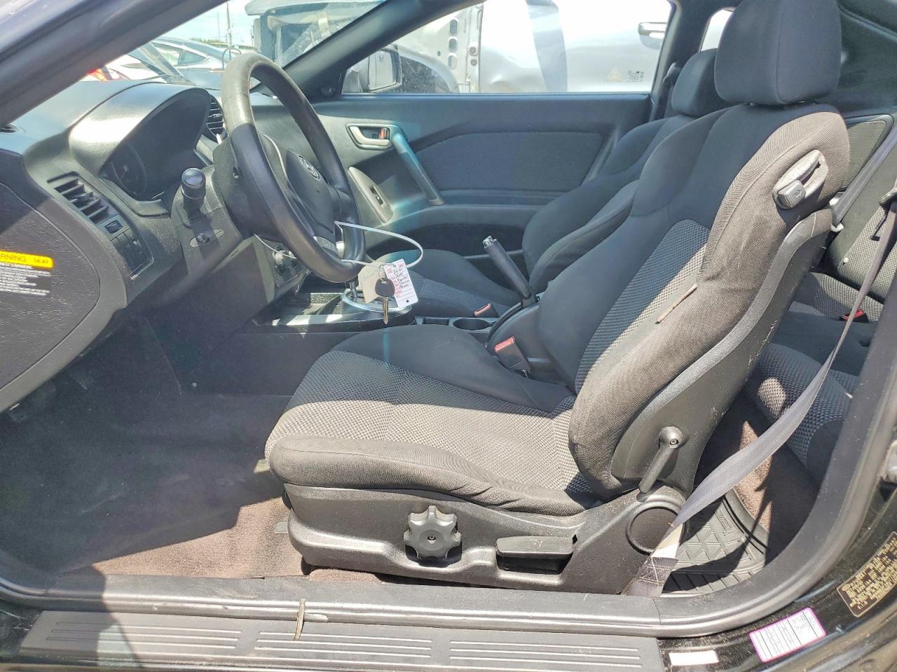 2004 HYUNDAI Tiburon