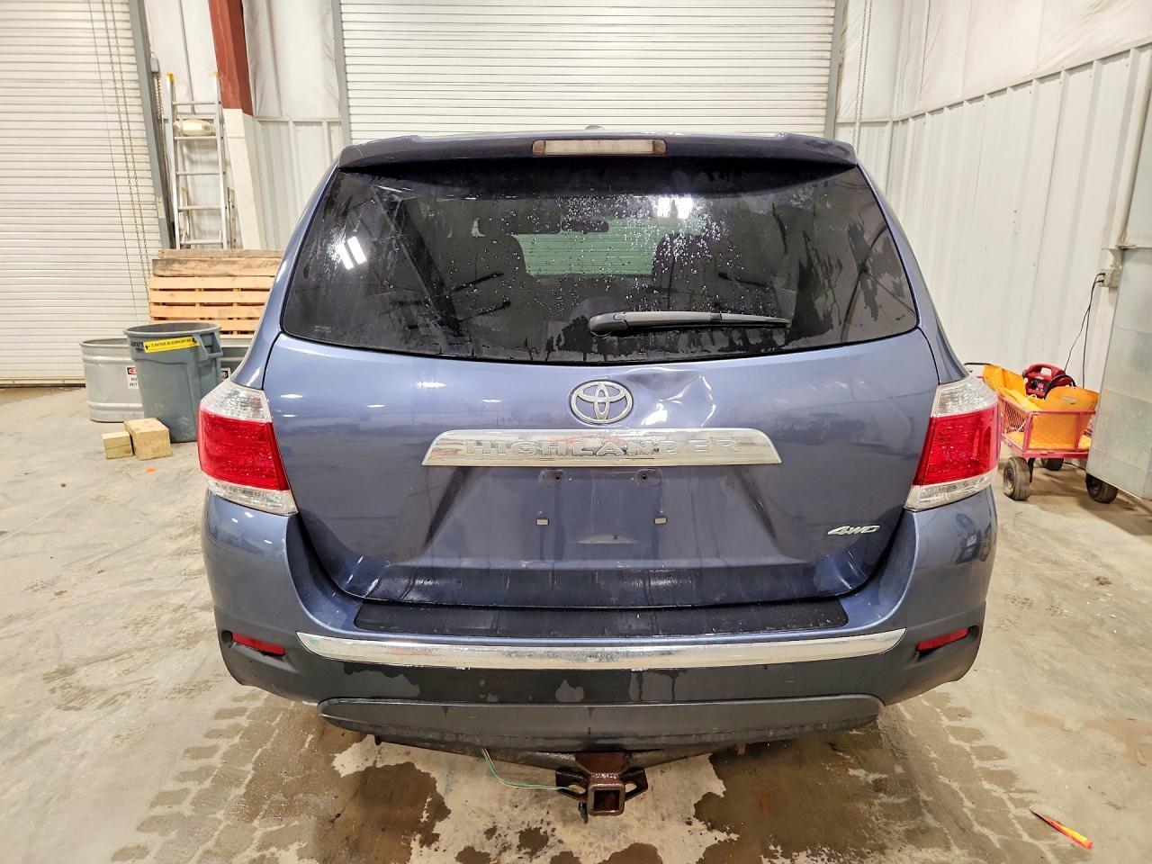 2012 TOYOTA HIGHLANDER