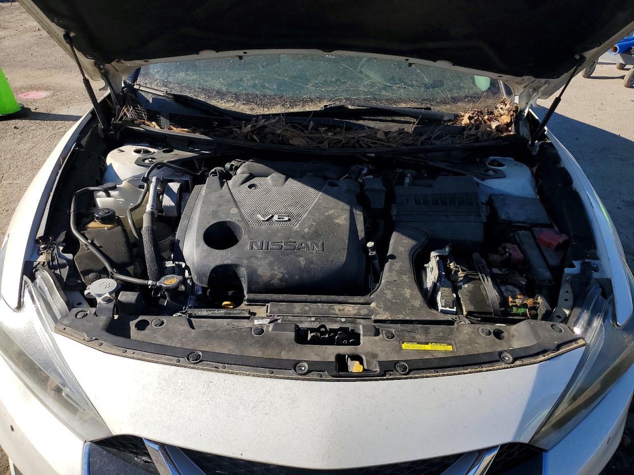 2016 NISSAN Maxima